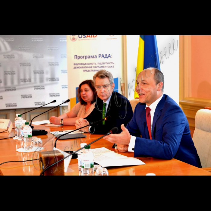 15 липня 2016 Голова Верховної Ради України Андрій Парубій взяв участь в урочистій церемонії закриття Програми стажування у Верховній Раді України 2015-2016 рр.