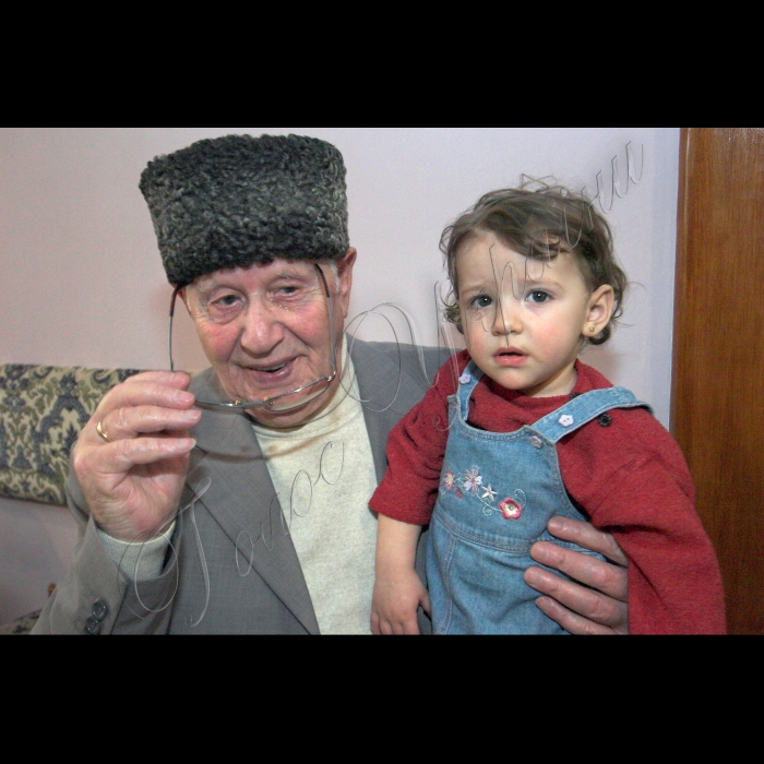 20 лютого 2010 Крим, Євпаторія.
Головна кенаса кримських караїмів.