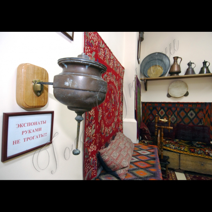 20 лютого 2010 Крим, Євпаторія.
Головна кенаса кримських караїмів.