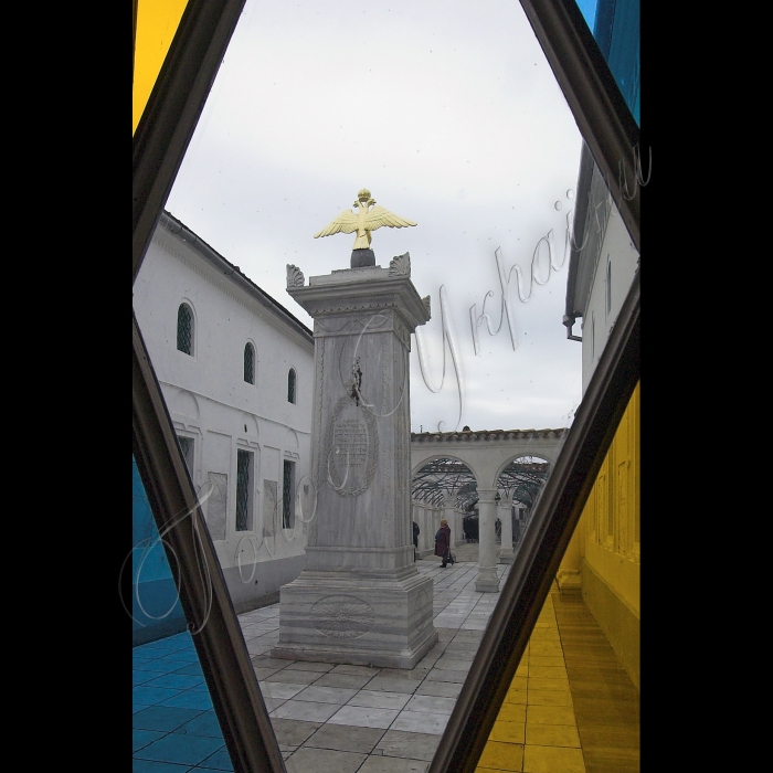 20 лютого 2010 Крим, Євпаторія.
Головна кенаса кримських караїмів.