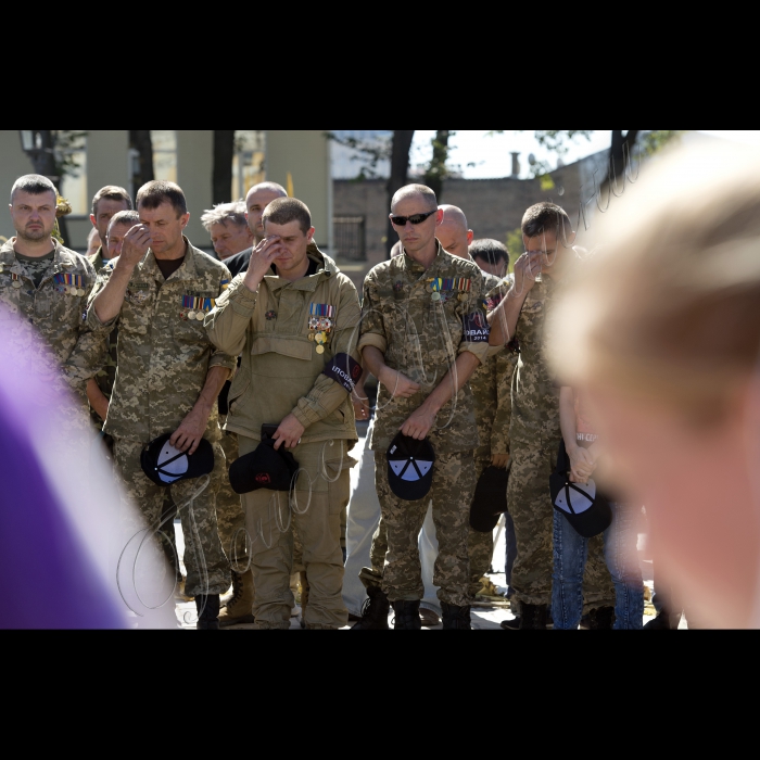 На Михайлівській площі відбувся День Пам’яті за загиблими в Іловайській трагедії.