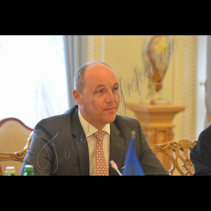 1 вересня 2016 зустріч Голови ВР України Андрія Парубія з Надзвичайним і Повноважним Послом Японії в Україні Шігекі Сумі.