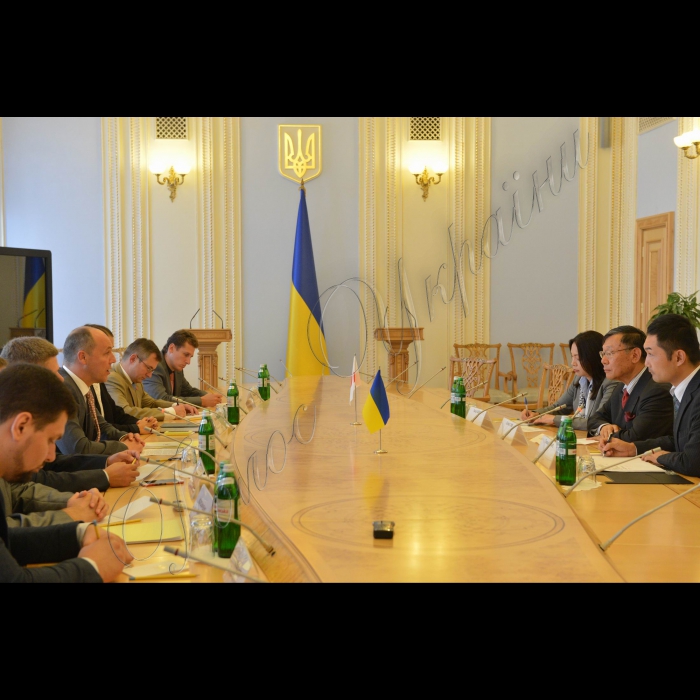 1 вересня 2016 зустріч Голови ВР України Андрія Парубія з Надзвичайним і Повноважним Послом Японії в Україні Шігекі Сумі.