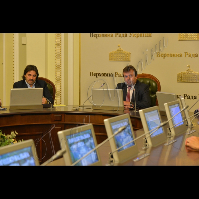 2 вересня 2016 презентація пілотного проекту «Електронна погоджувальна рада» у ВР України.