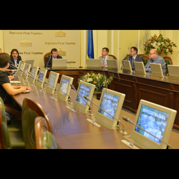 2 вересня 2016 презентація пілотного проекту «Електронна погоджувальна рада» у ВР України.