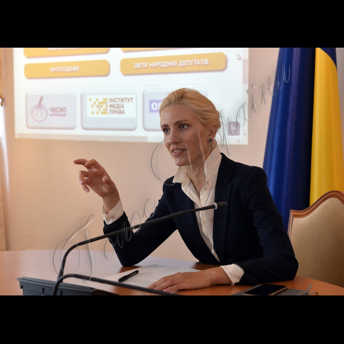 7 вересня 2016 засідання Моніторингового комітету Ініціативи «Відкритий парламент» Презентація сторінки «Відкритий парламент» на сайті Верховної Ради України.
Народний депутат України Голова підкомітету з питань євроатлантичного співробітництва та євроінтеграції Комітету Верховної Ради України у закордонних справах Світлана Заліщук.
