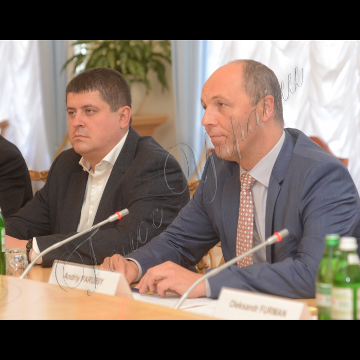 21 вересня 2016 Голова Верховної Ради України Андрій Парубій зустрівся з Надзвичайним і Повноважним Послом Румунії в Україні К-Л. Цуркану (Крістіан-Леон Цуркану).