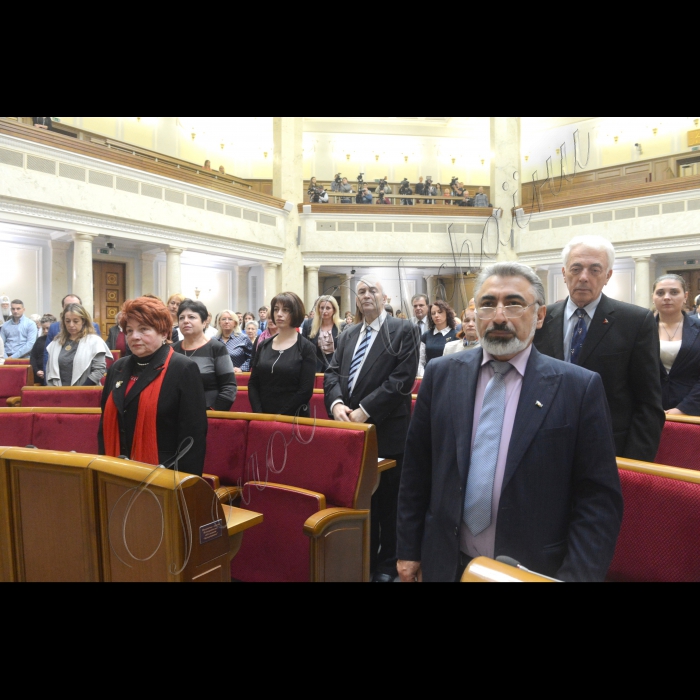 27 вересня 2016 парламентські слухання на тему: «75-ті роковини трагедії Бабиного Яру: уроки історії та сучасність».
Хвилина мовчання.