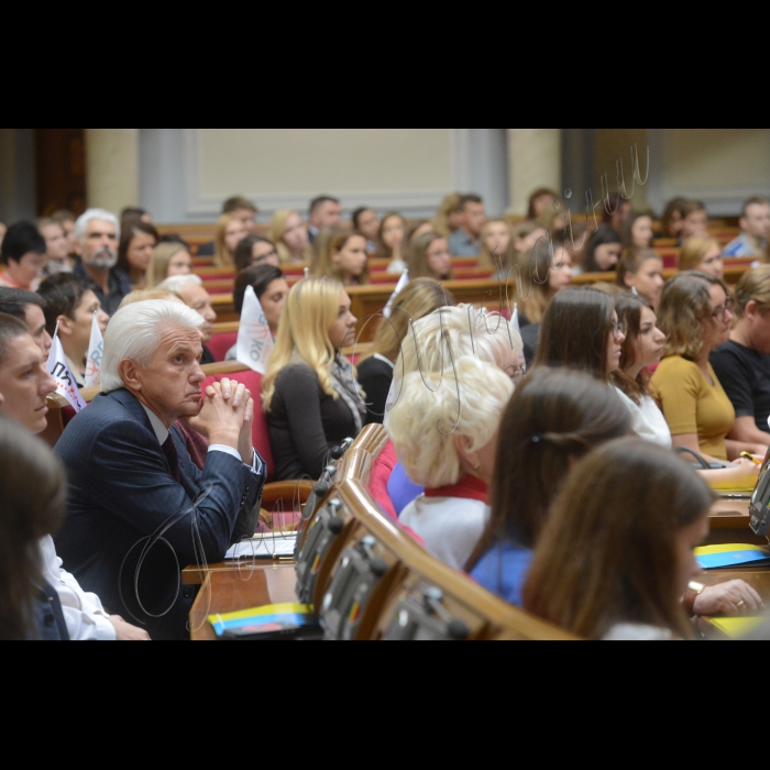 27 вересня 2016 парламентські слухання на тему: «75-ті роковини трагедії Бабиного Яру: уроки історії та сучасність».