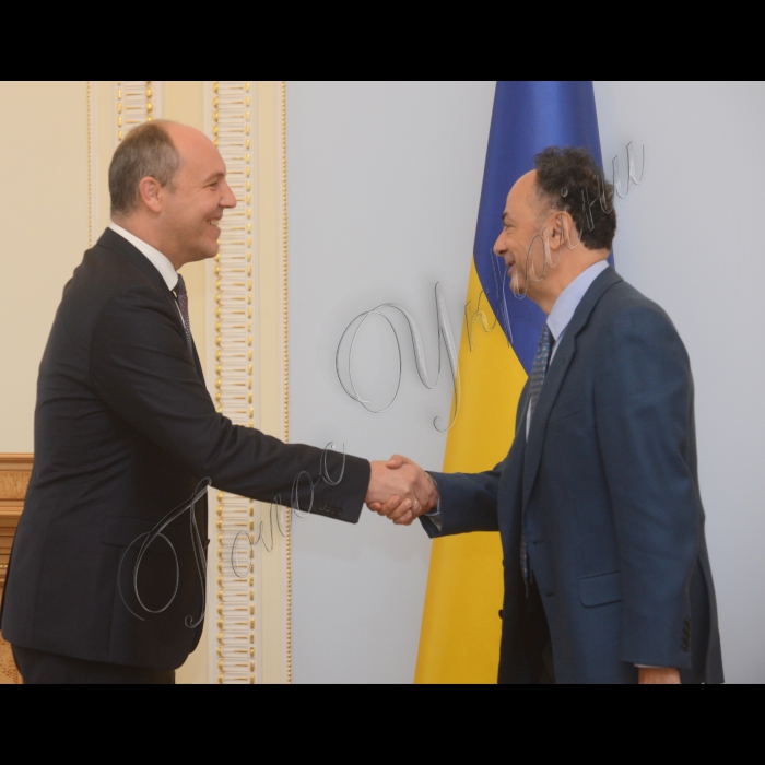 27 вересня 2016 зустріч Голови Верховної Ради України Андрія Парубія з Головою Представництва ЄС в Україні Хюгом Мінгареллі.
