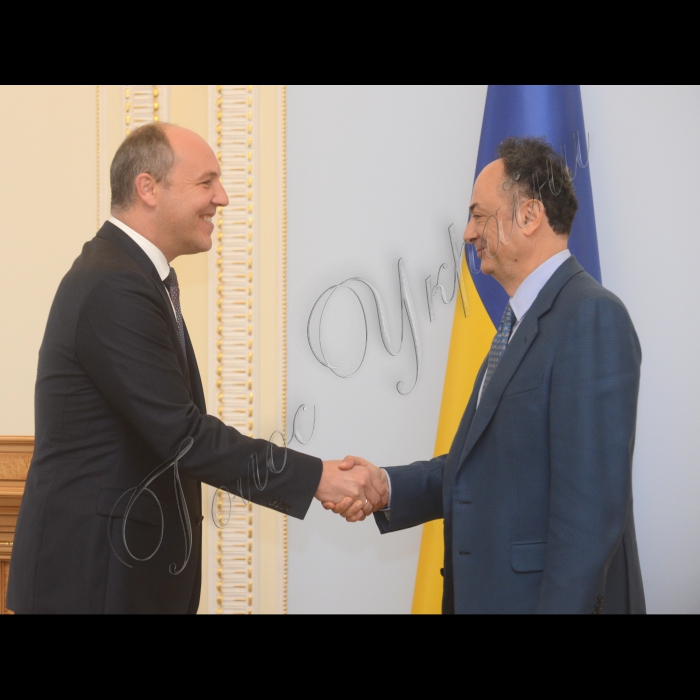 27 вересня 2016 зустріч Голови Верховної Ради України Андрія Парубія з Головою Представництва ЄС в Україні Хюгом Мінгареллі.
