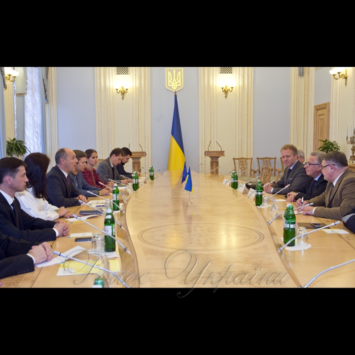 7 жовтня 2016 зустріч Голови Верховної Ради України А.В. Парубія з Головою Європейської комісії за демократію через право (Венеціанська комісія) Дж. Букіккіо.