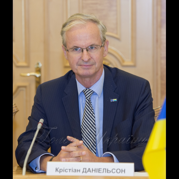7 жовтня 2016 зустріч Заступника Голови Верховної Ради України Оксани Сироїд з Генеральним директором Директорату Європейської Комісії з питань політики добросусідства та переговорів щодо розширення Крістіаном Даніельсоном та Керуючим директором департаменту Європи та Центральної азії Європейської служби зовнішніх дій Томасом Майром-Хартінгом.