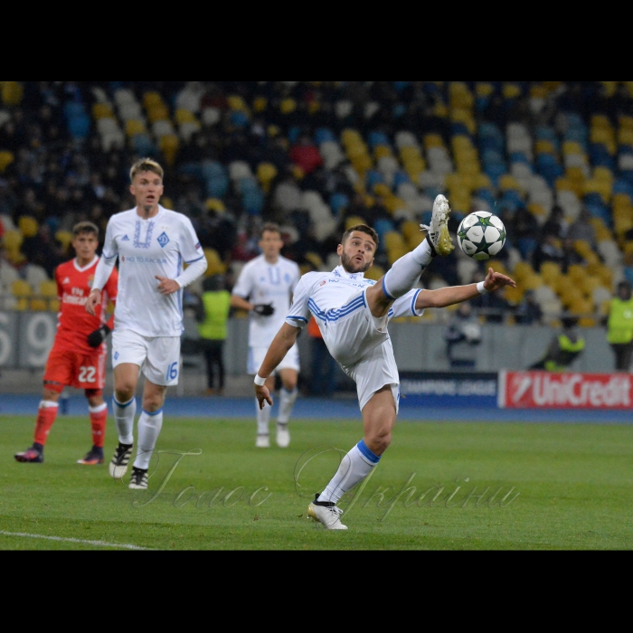19 жовтня 2016 ігровий момент матчу 3-го туру групового етапу Ліги чемпіонів УЄФА між ФК 