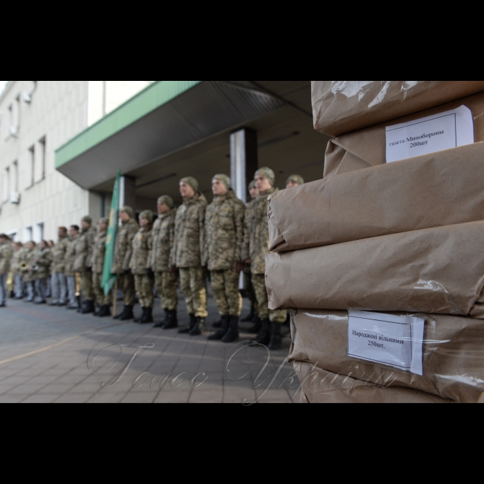 20 жовтня 2016 з Центрального залізничного вокзалу міста Києва вирушає «Потяг Єднання України «Труханівська Січ». Пасажири потягу — митці, волонтери, громадські діячі — проведуть концерти, лекції, майстер-класи у навчальних закладах та Будинках культури за маршрутом пересування. Цього разу поїзд проїде центральними та західними регіонами України. Зокрема, колектив потягу відвідає Житомирську, Вінницьку, Хмельницьку, Тернопільську, Львівську та Волинську області. Це вже третя подібна акція, яка проводиться за ініціативи Президента України — Верховного Головнокомандувача Збройних Сил України.