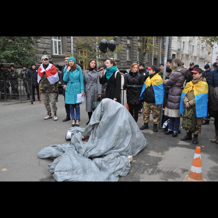28 жовтня 2016 Громадянська ініціатива Євромайдан SOS провела акцію біля Адміністрації Президента. 
24 жовтня 2016 року Генпрокурор України підписав Наказ номер 79 для вдосконалення роботи Генеральної прокуратури. Даний наказ об’єднав справи майданівців зі справою Януковича і може призвести до безкарності організованого злочинного угрупування, яке здійснювало переслідування мирного протесту та грабувало країну впродовж 2010-2014 років. 