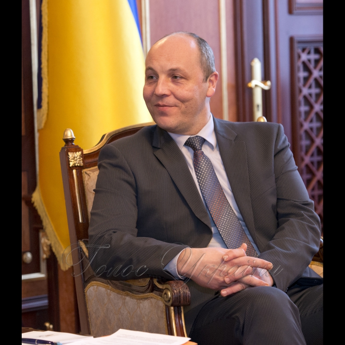 4 листопада 2016 зустріч Голови Верховної Ради України А.В. Парубія з Надзвичайним і Повноважним Послом Республіки Японії в Україні Ш. Сумі.