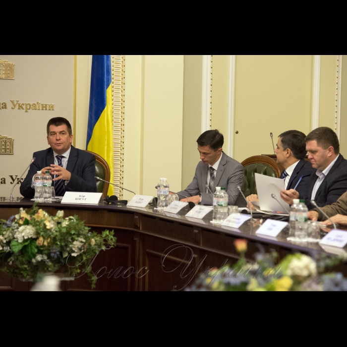 4 листопада 2016 у Верховній Раді презентовано нові е-ресурси, що допоможуть зробити діяльність Парламенту більш прозорою та надати громадянам можливість брати активну участь у процесі обговорення законопроектів до того, як вони виносяться на розгляд профільних парламентських комітетів. 
Директор програми USAID РАДА Ігор Когут.
