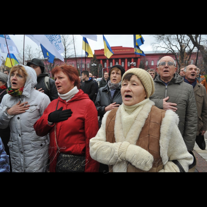 9 листопада 2016 у День української писемності та мови  біля пам’ятника Тарасові Шевченку у Києві Всеукраїнське об’єднання «Рух захисту української мови» проведе віче і концерт, а також ходу проти русифікації України.