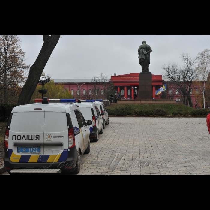 9 листопада 2016 у День української писемності та мови  біля пам’ятника Тарасові Шевченку у Києві Всеукраїнське об’єднання «Рух захисту української мови» проведе віче і концерт, а також ходу проти русифікації України.