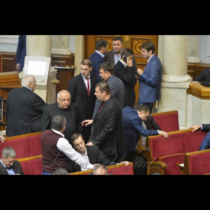 6 грудня 2016 пленарне засідання Верховної Ради України.