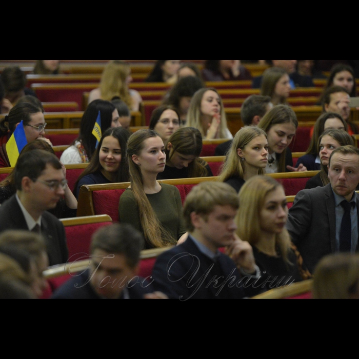 7 грудня 2016 парламентські слухання на тему «Актуальні питання зовнішньої політики України».