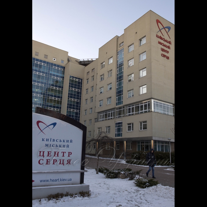 16 грудня 2016 Інститут серця МОЗ України. На базі Інституту Серця відбувся майстер-клас за участю провідного польського кардіохірурга Романа Пшибильського.
Майстер-клас відбувся в рамках програми співпраці між Силезським Центром хвороб серця та Інститутом Серця. В рамках майстер-класу доктор Роман Пшибильський разом із директором Інституту Серця, професором Борисом Тодуровим виконали дві новаторські операції із заміни патологічно зміненого аортального клапану пацієнтів на біологічний клапан, який був зроблений із власної навколосерцевої сумки хворих (операція Озакі).