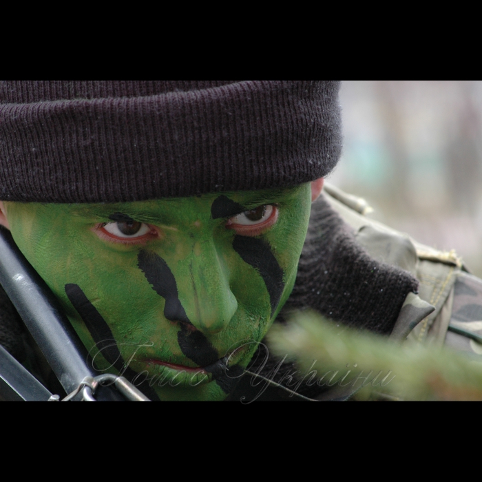 17 лютого 2009 виїзд представників ЗМІ до розташування 95-ї окремої аеромобільної бригади армійського корпусу (м. Житомир). Ознайомлення з організацією бойової підготовки десантних підрозділів (зокрема на повітряно-десантному комплексі, вогнева підготовка).