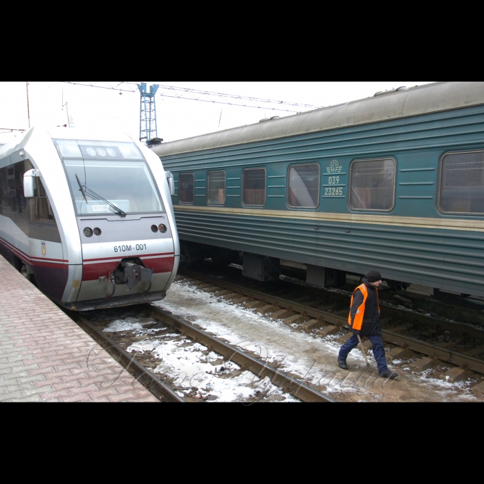 3 березня 2009 Київ, огляд підготовки інфраструктури Північного залізничного кола до запуску міської електрички.