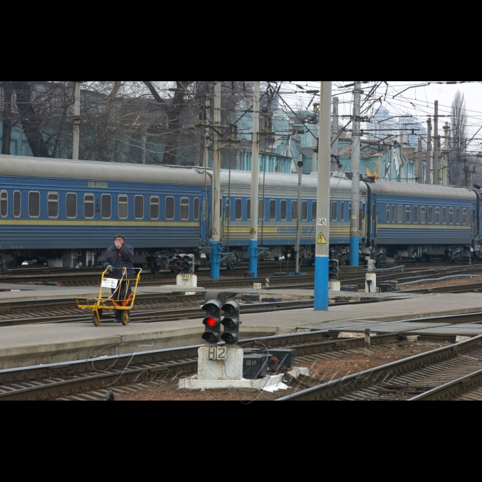 3 березня 2009 Київ, огляд підготовки інфраструктури Північного залізничного кола до запуску міської електрички.
