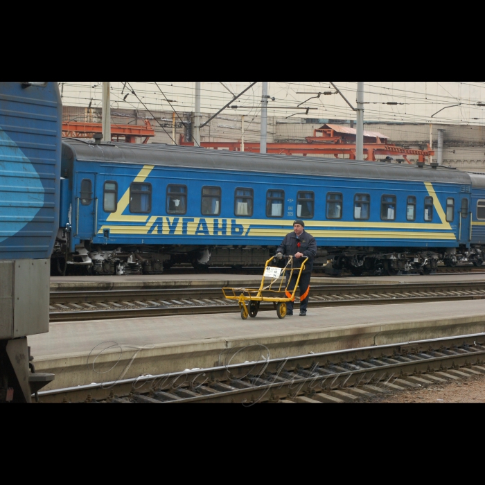 3 березня 2009 Київ, огляд підготовки інфраструктури Північного залізничного кола до запуску міської електрички.