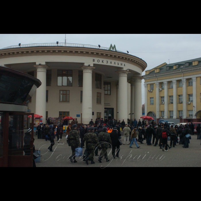 3 березня 2009 Київ, огляд підготовки інфраструктури Північного залізничного кола до запуску міської електрички.