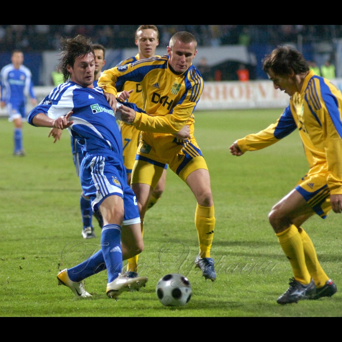 12 березня 2009 Київ, 12 березня 2009. На стадіоні «Динамо» імені Валерія Лобановського у матчі 1/8 фіналу Кубка УЄФА між київським «Динамо» та харківським «Металістом» рахунок 1:0. На 54-й хвилині матчу динамівець Вукоєвич забив гол у ворота гостей.