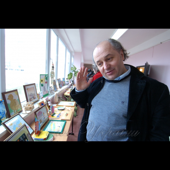 13 березня 2009 у столичній школі №168 відбулося нагородження переможців Всеукраїнського конкурсу творчості для дітей з діагнозом ДЦП. Захід відбудеться в рамках спільної програми МБФ «Україна 3000» і компанії «ТНК-ВР Коммерс» - «Радість дитинства - вільні рухи».
Іван Малкович, директор видавництва «А-БА-БА-ГА-ЛА-МА-ГА».