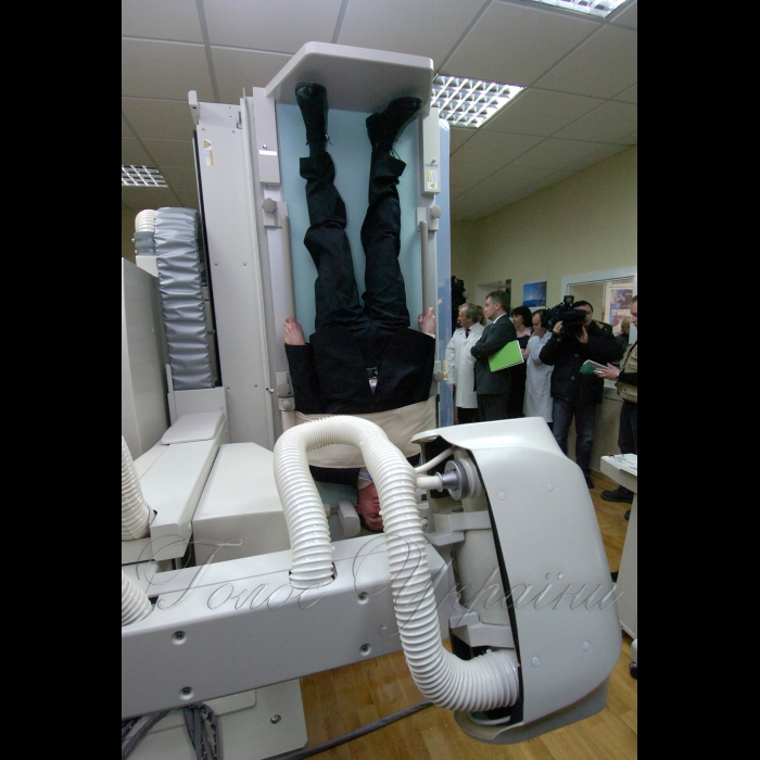16 березня 2009 у поліклініці СБУ презентовано рентгенологічну установку, аналогів якої не має в Україні. У заході взяв участь голова СБУ В. Наливайченко.