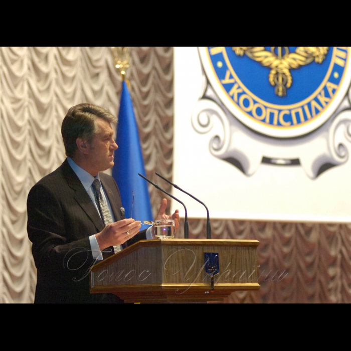 18 березня 2009 Президент України Віктор Ющенко наголошує на важливості подальшого розвитку споживчої кооперації нашої держави. Про це він сказав у своєму виступі на ХХ з'їзді споживчої кооперації України, який відбувся в Українському домі.