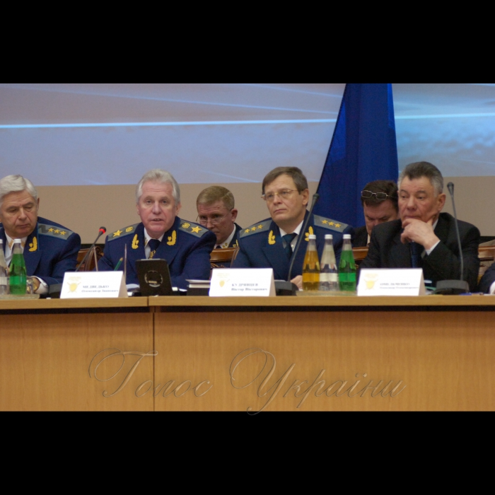 27 березня 2009 розширене засідання колегії Генеральної прокуратури України «Про стан застосування прокурорами представницьких повноважень у справах за позовами інших осіб з питань, що зачіпають інтереси держави щодо права власності та земельних правовідносин».