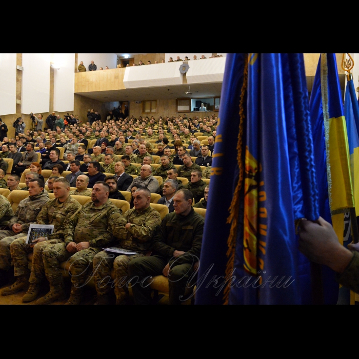 27 січня 2017 Голова Верховної Ради України Андрій Парубій взяв участь у презентації книги видавництва «Фоліо» «Добробати. Історія подвигу батальйонів, що врятували країну» про формування добровольчого руху в системі МВС, яка відбудеться у Центрі культури та мистецтв МВС. 

У заході взяли участь:  Секретар Ради національної безпеки та оборони Олександр Турчинов, міністр внутрішніх справ України Арсен Аваков, керівництво Міністерства внутрішніх справ та Національної поліції України, командири батальйонів, народні депутати та громадські діячі, які причетні до створення добровольчого руху у 2014 році.