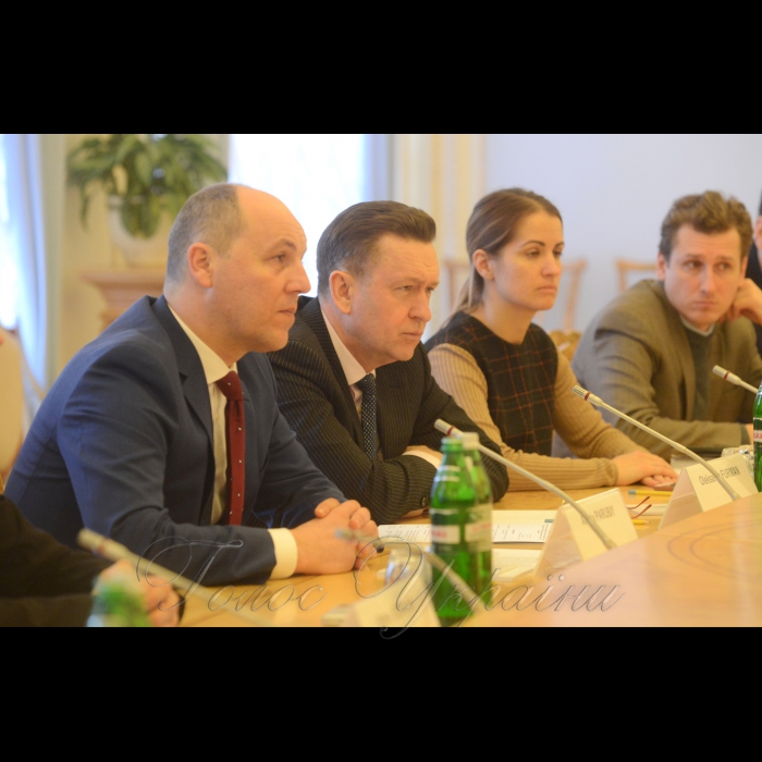 2 лютого 2017
Зустріч Голови Верховної Ради України Андрія Парубія з Александером Вінніковим, Головою представництва НАТО в Україні, директором офісу зв’язку НАТО