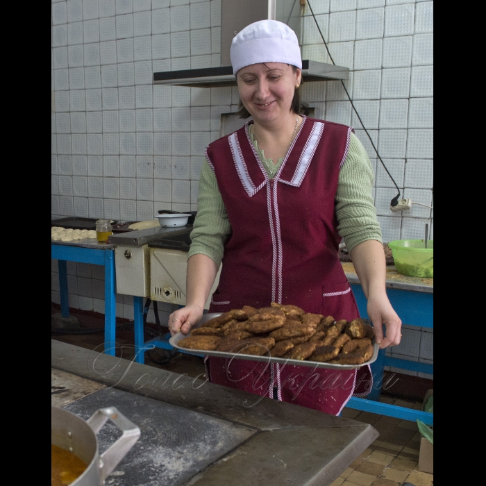 1 лютого 2017 Луганська обл. місто Гірськє
ДП «Первомайськвугілля» шахта «Гірська».
Кухар Надія Харчевникова.