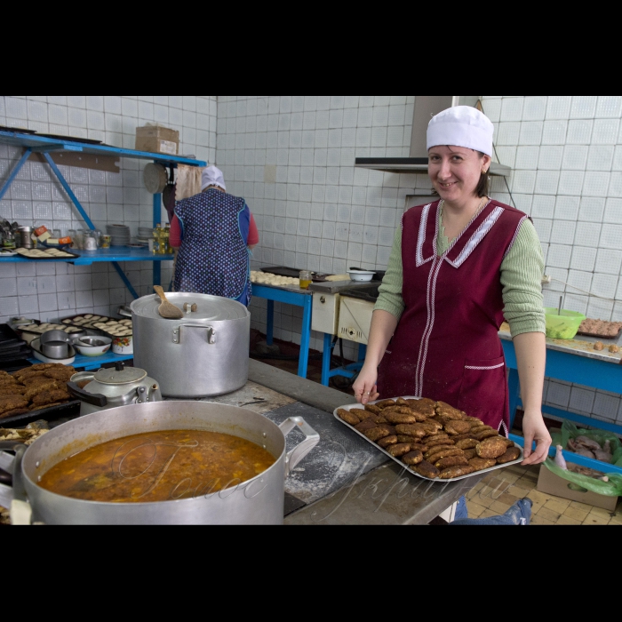 1 лютого 2017 Луганська обл. місто Гірськє
ДП «Первомайськвугілля» шахта «Гірська».
Кухар Надія Харчевникова.