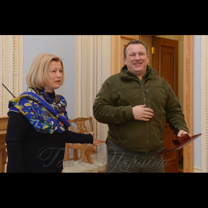 13 лютого 2017 перший заступник Голови Верховної Ради України Ірина Геращенко вручила відзнаки Верховної Ради України воїнам-інтернаціоналістам та учасникам АТО за мужність і героїзм, проявлені під час виконання бойових завдань, активну громадську діяльність, значний особистий внесок у розвиток ветеранського руху та патріотичне виховання молоді.
Почесну грамоту ВР отримує Віталій Крутій перший заступник голови громадської спілки 
