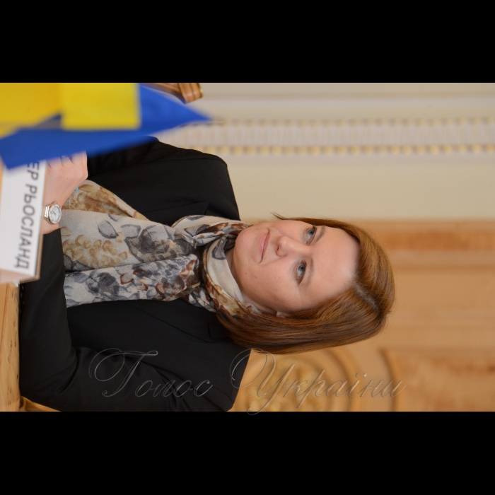 13 лютого 2017 зустріч Першого заступника Голови Верховної Ради України Ірини Геращенко з Державним секретарем Міністерства закордонних справ Королівства Норвегія М.Б. Рьосланд.