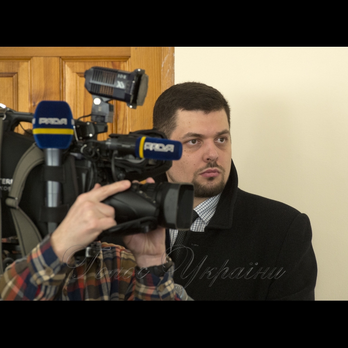 20 лютого 2017 Президент Петро Порошенко, Голова Верховної Ради Андрій Парубій, Прем’єр-міністр Володимир Гройсман разом з Генеральним прокурором та урядовцями провели зустріч з родинами Героїв Небесної Сотні. Пізніше було проведено молебен у Михайлівському соборі.