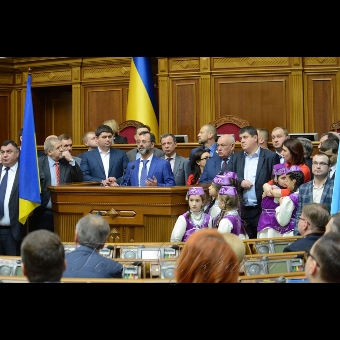 23 лютого 2017 до парламенту завітав ансамбль Кримськотатарського культурного центру 