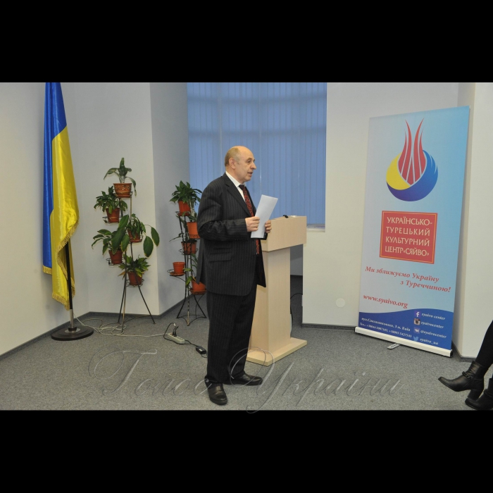 1 березня 2017 Міжнародний круглий стіл, присвячений 100-річчю проголошення пунктів Вудро Вільсона про права поневолених націй на власну державність.
Професор Володимир Сергійчук.