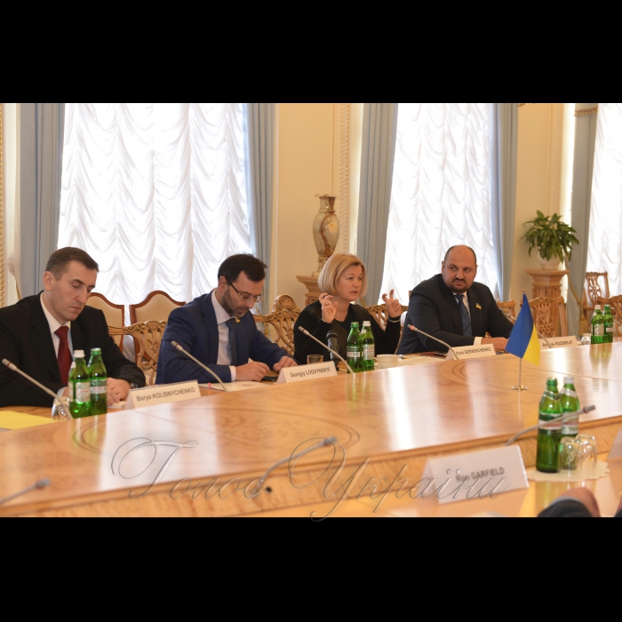 2 березня 2017 зустріч першого заступника Голови Верховної Ради України Ірини Геращенко із заступником спікера Кнесету держави Ізраїль, головою ізраїльсько-української парламентської групи дружби Талі Плосков.