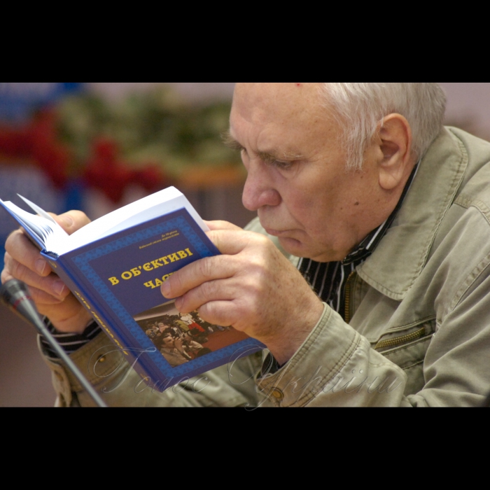 13 квітня 2009 в Укрінформі презентовано книгу «В об’єктиві часу» до 50-річчя Київської спілки журналістів.