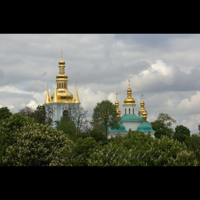 7 травня 2009 напередодні Дня Перемоги в меморіальному комплексі «Національний музей Великої Вітчизняної війни 1941-1945 років» зустрілися однополчани, земляки київських земляцтв.