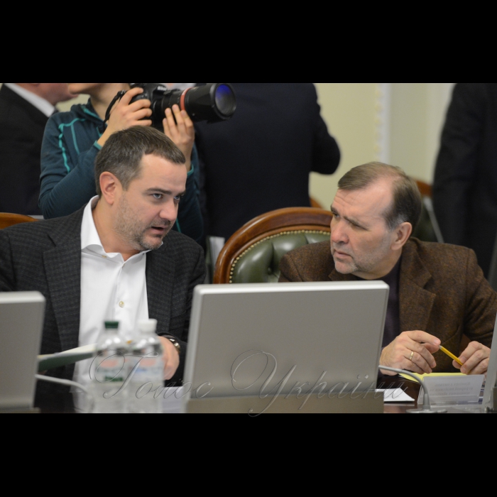 20 березня 2017 засідання Погоджувальної ради у ВР.
Андрій Павелко, Олександр Бакуменко (БПП).